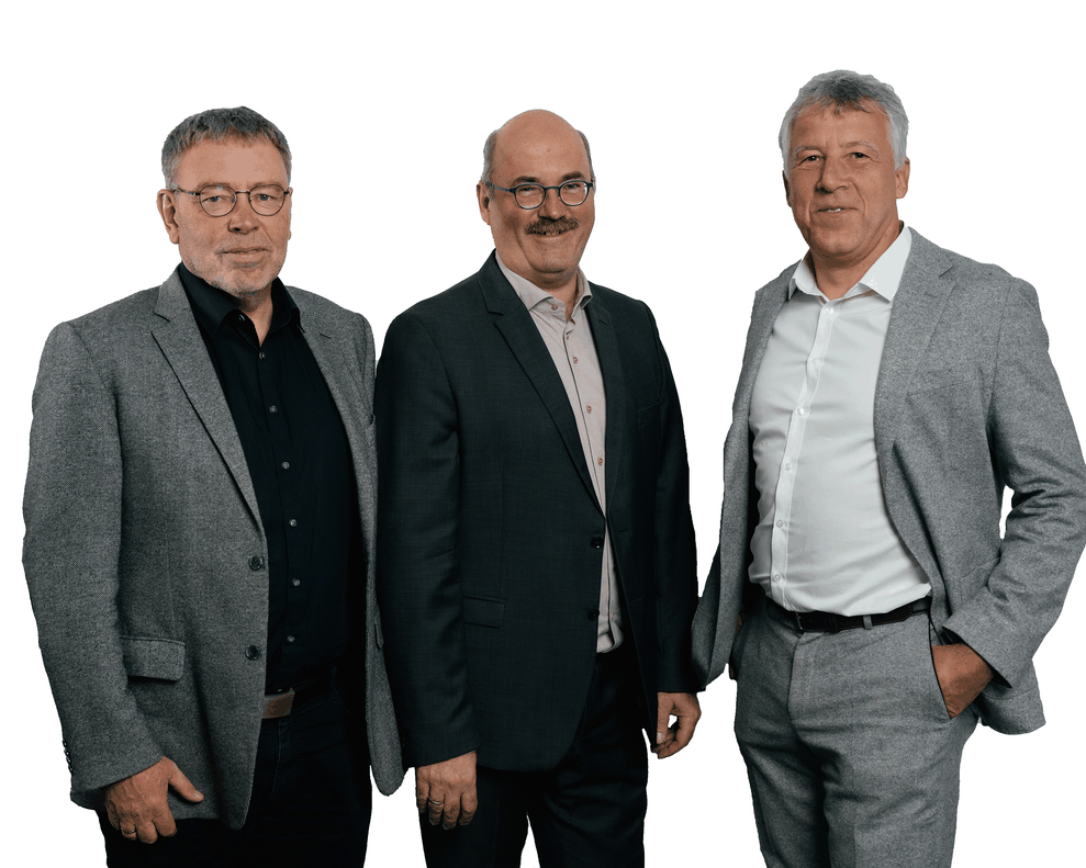 Dr. Ludger Vogt, Frank Schneider und Ingo Krber (Vlnr): Die Vorstnde der Smart Commerce SE freuen sich ber ein erfolgreiches Geschftsjahr 2023 (Smart Commerce SE)